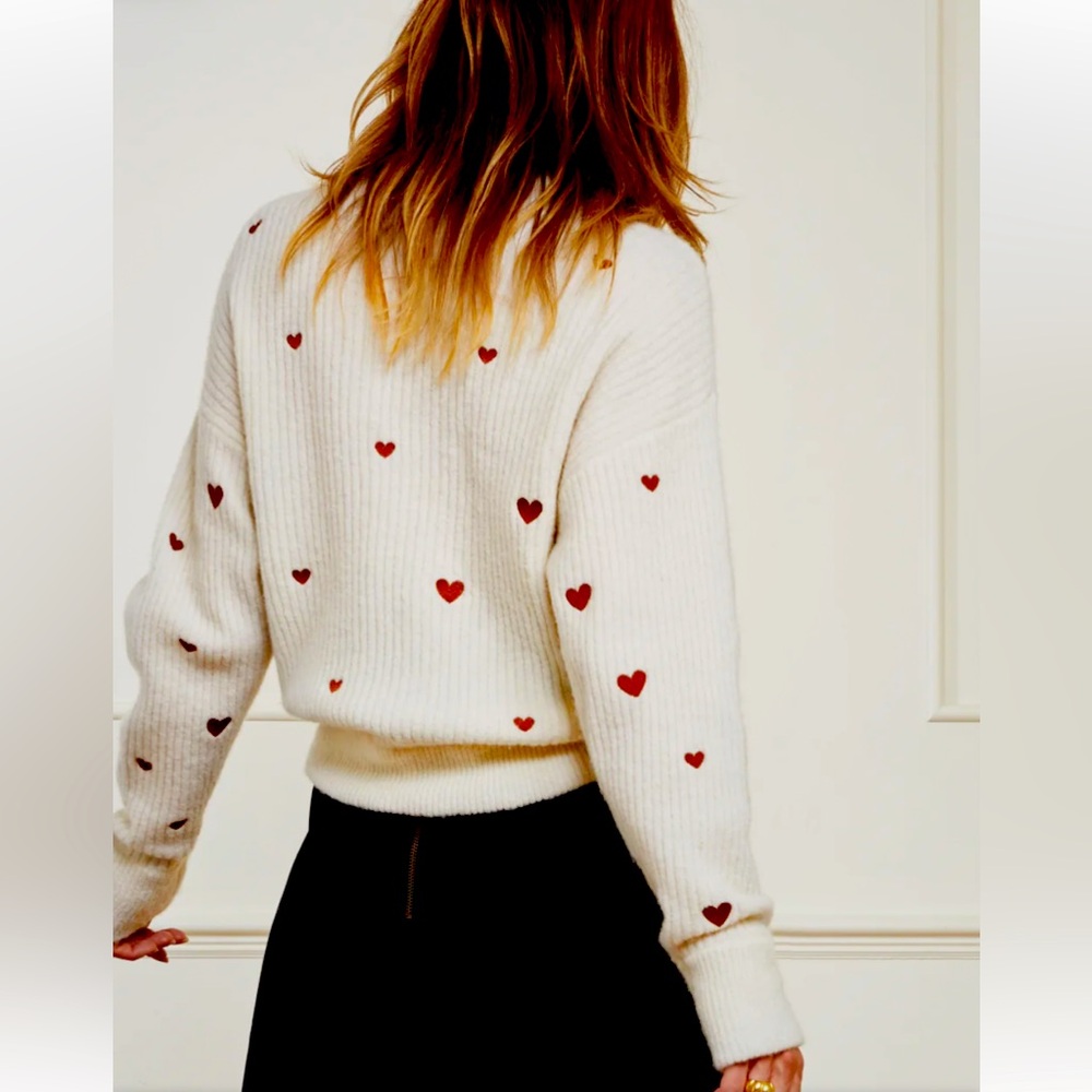 FABIENNE CHAPOT Sz M Oliviana pull over cream wool blend with embroidered hearts